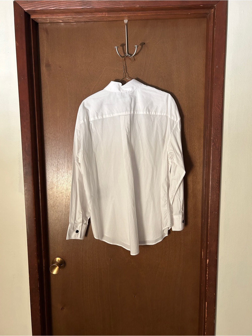 Love Moschino White Button-Down Shirt with Black Script Accents Size US 2/ IT 38 - Picture 2 of 6
